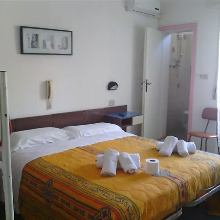 Hotel Rosa-2
