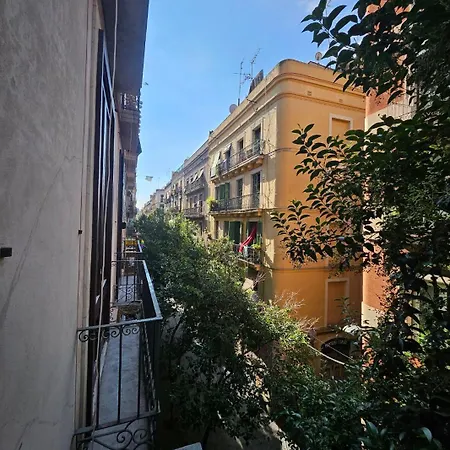 Central And Basic Universitat For Young Hostel-3