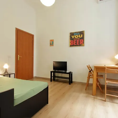 Lucky Home Rooms-3