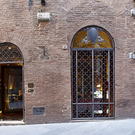 Palazzetto Rosso - Art Hotel-3