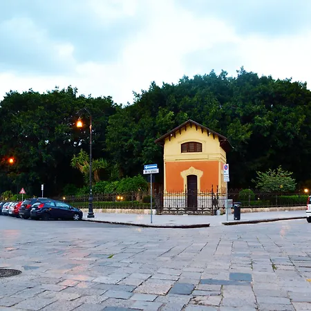 Piazza Marina-2