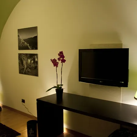 Alvino Suite And Breakfast-3