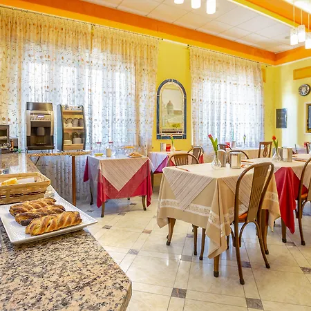 Hotel Maria-2