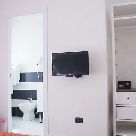 Aurelia Rooms-3