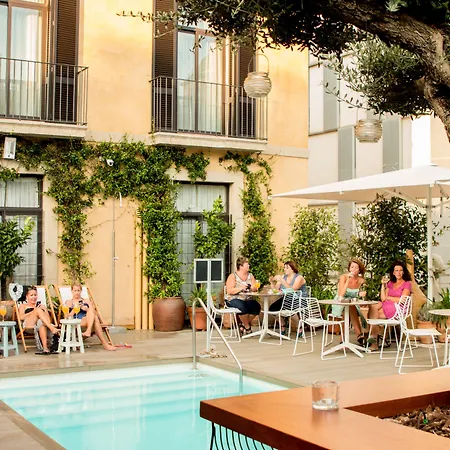 Hotel Oasis-2