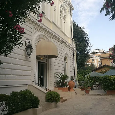 Hotel Villa Delle Rose-2