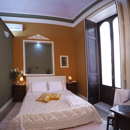 Art Fashion House Luxury Rooms-3