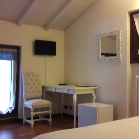 B&B Como Lake Cottage-2