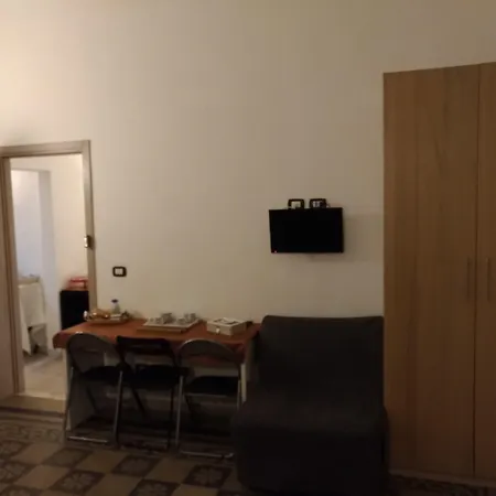 Domus Nikolai Rooms And Terrace-Central Bari-2