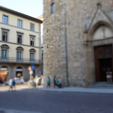 Boutique B&B Torre De' Conti-3