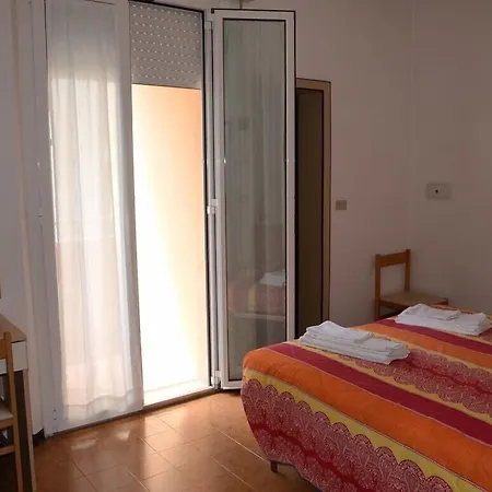 Albergo Larenzia-3