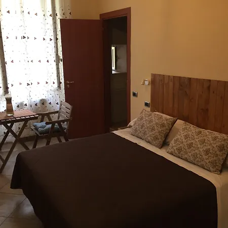 Naples To Live-2