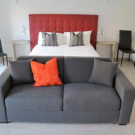 Riviera Luxury Suites-2