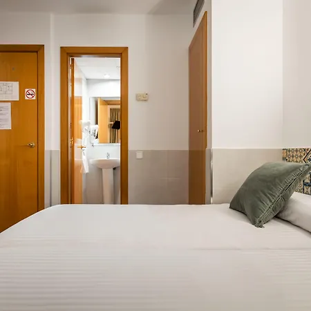 Hostal Baler-2