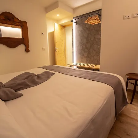 Wanderlust B&B-2