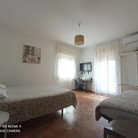 Bed & Breakfast Fontanarossa Airport -Private Parking--3