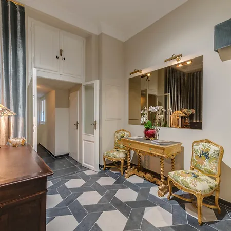 Adrianus Hotel-2