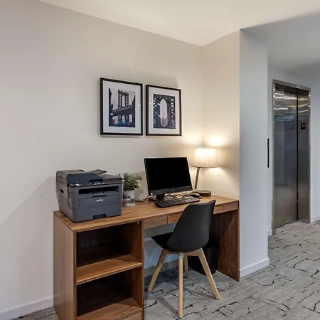 Best Western Plus Soho Hotel-3