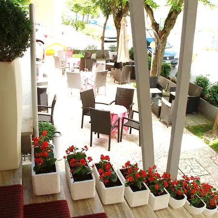 C-Hotels International-2