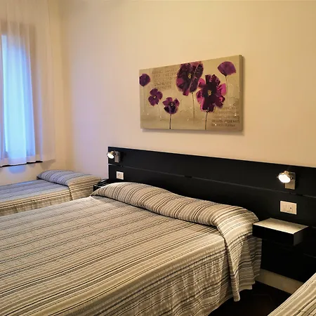 Hotel Rossi-3