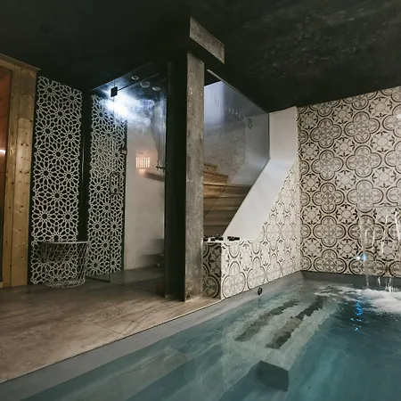Castello Prime Suites-2