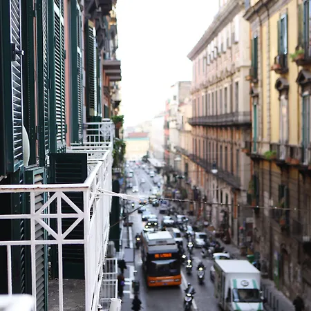 Piazza Dante Suites By Wonderful Italy-2