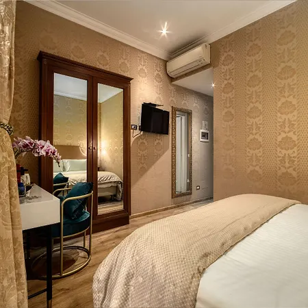Bq House Trevi Luxury Rooms-3