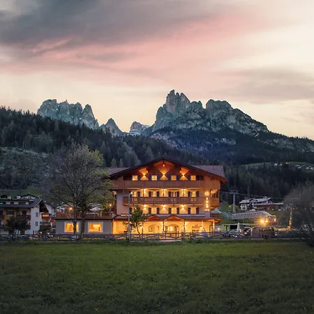 X Alp Hotel-2