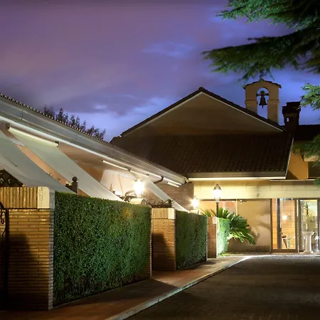 Hotel Piccolo Borgo-3