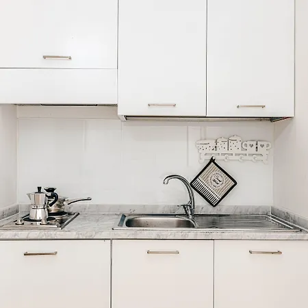 Giulio Cesare 14, Residence-2