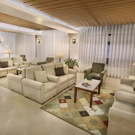 Hotel Santo Antonio De Fatima-2