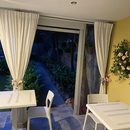 Paradise Inn-2