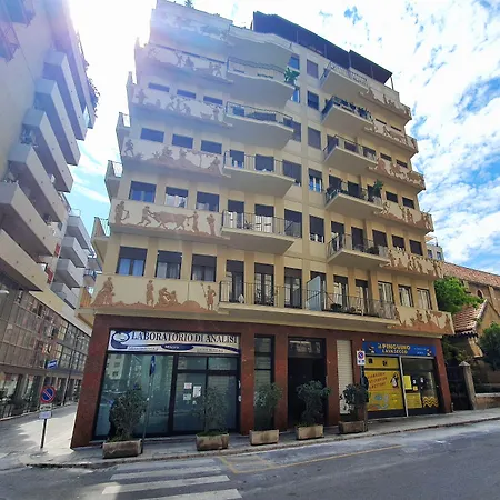 A un passo dal centro-2