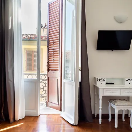 Live Florence Guest House-2
