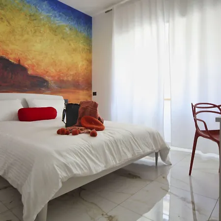 Be Coloured - Boutique Art Rooms In Naples-2