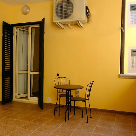 Matteotti Rooms-3