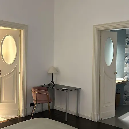 Re Nasone Rooms In Naples-2