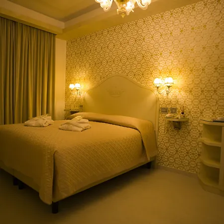 Leucosya Luxury Rooms-2