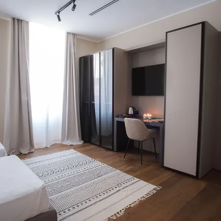 Palazzo Danisi Rooms&Suites-2