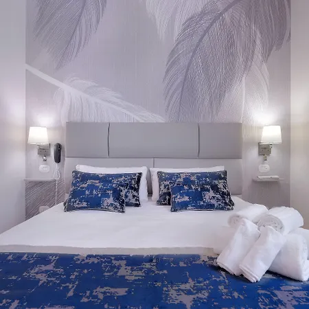 Hotel Cosmos-2