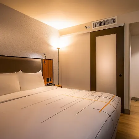 La Quinta By Wyndham Time Square South-3