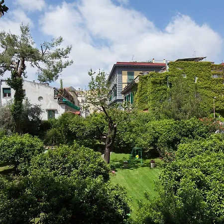 The Bellini House By House In Naples-2