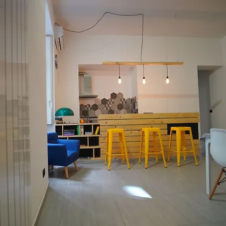 Neapolitan Flat 2 0 B&B-2