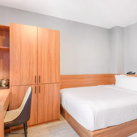 Liberty View Brooklyn Hotel-2