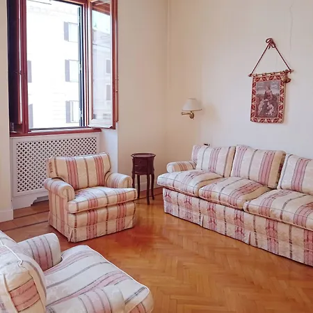 Roman Holidays Boutique Hotel-2