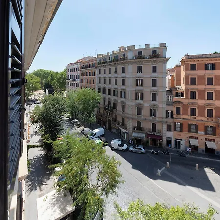 Maria Luxury Apartment-3