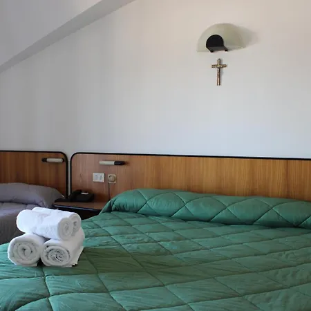 Hotel Crocenzi-2