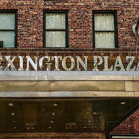 Lexington Plaza Hotel-2
