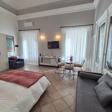 Centro Storico Home With Terrace-3
