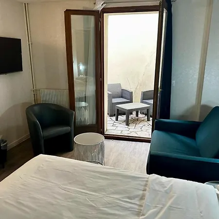 Hotel Du Maine-3